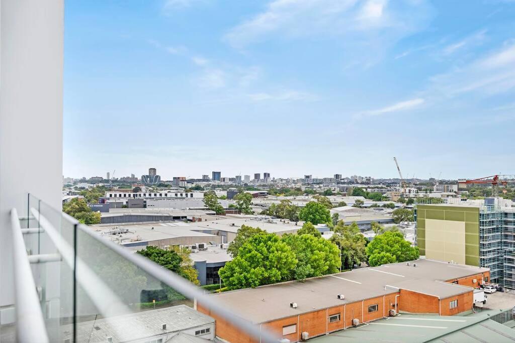 Convenient 3br Close To Airport & Mascot Station Apartment *